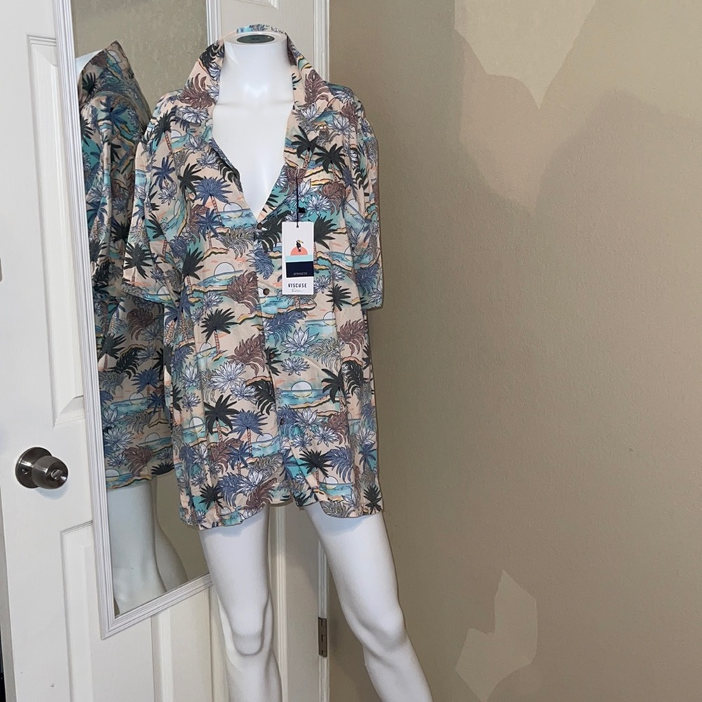 Men’s button up tropical top